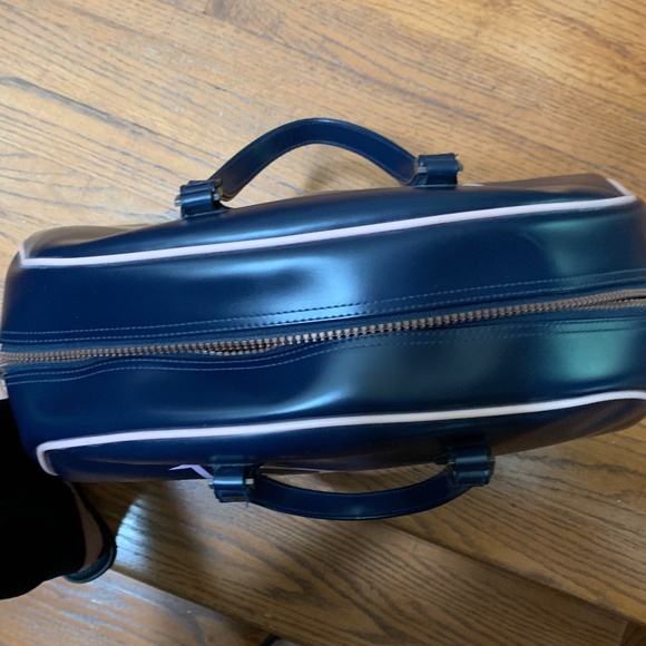 Von Dutch Bowling Bag - Vintage - Blue & Pink NWOT - Picture 5 of 10